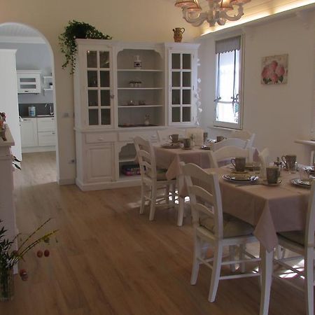 B&B Nadine Форлі Екстер'єр фото